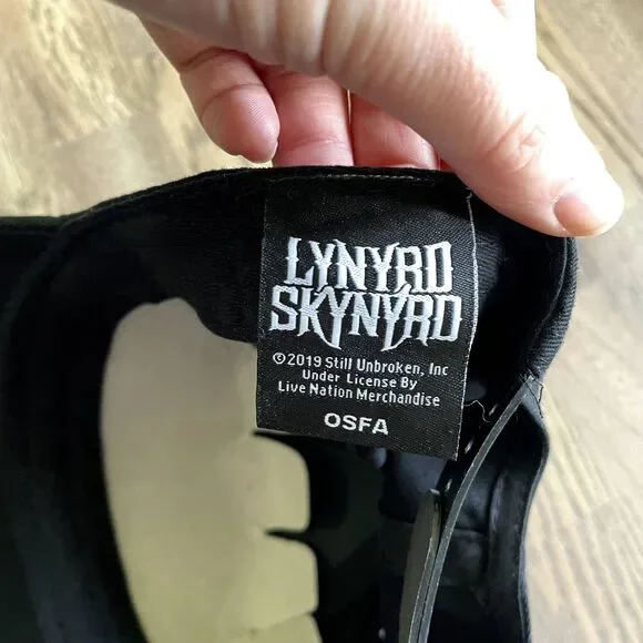 NWT Lynyrd Skynyrd Black Baseball Cap Snapback Hat Adjustable - Picture 2 of 4